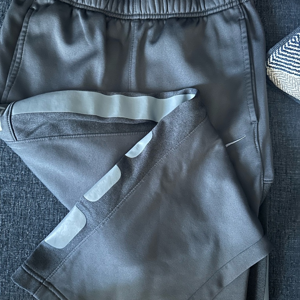 Nike Therma-Fit Gray Joggers